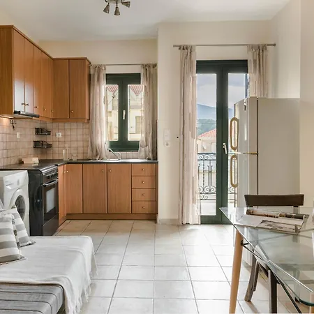 Koutouki Home! Апартаменты *